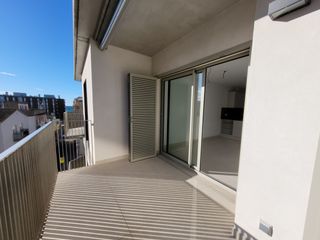 Flat in Platja Gran. A estrenar con materiales y acabados de lujo, a 1 minuto de la p