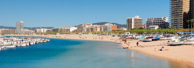 Foto 101b867f-107e-4d39-9807-59266e39639e. Casa  céntrica en planta baja con gran patio en Palamós