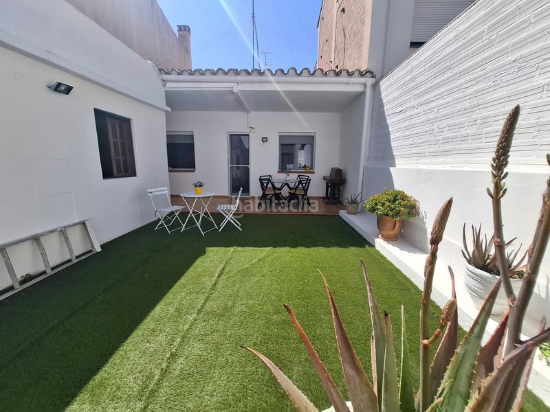 Foto 3a07a226-ad6b-44ba-ae2d-af82a9bba29c. Casa amb xemeneia calefacció a Centre Palamós