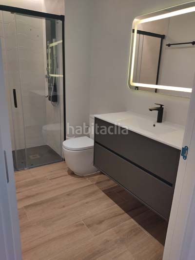 Foto 2ac35a2c-7e0d-41e6-93b4-ba2bb75855f6. Pis amb calefacció a Centre Palamós