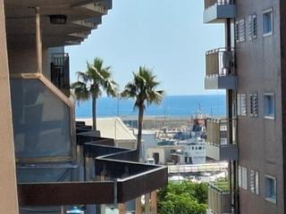 Dachwohnung in Platja Gran. Ático reformado con terraza en el centro de palamós