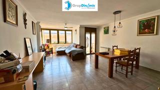 Etagenwohnung in Avinguda Catalunya. Amplio piso luminoso de 101m2 con ascensor