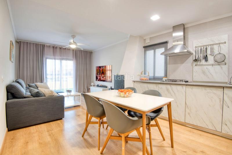 Foto d7a77908-b6bc-4d51-8935-3e8d8d540bfb. Appartamento con riscaldamento in Platja Gran Palamós