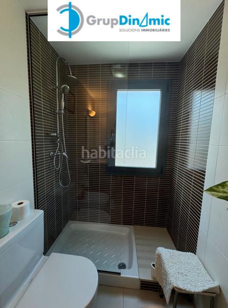 Foto 857e396f-5e30-43ec-a402-2ce4bc734a10. Chalet  de 225m2 con piscina y garaje privado en Palamós