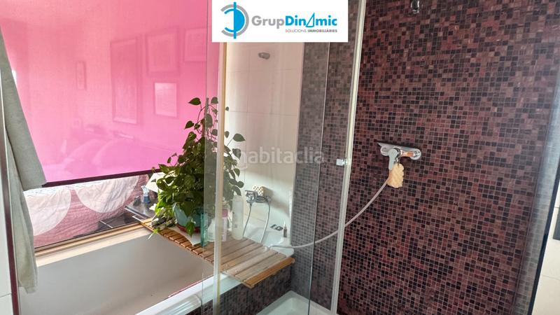 Foto e4de50e9-a4cb-48f6-8e0c-b1c8ae09f4da. Chalet  de 225m2 con piscina y garaje privado en Palamós