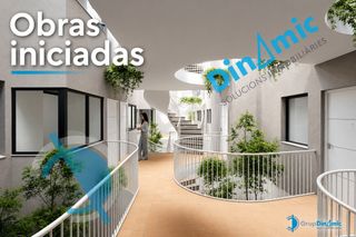 Piso en Carrer de la font 42i. Amplia terraza y piscina comunitaria
