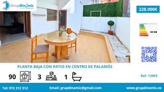 Piano terra in Centre. Planta baja con patio en el centro de palamós