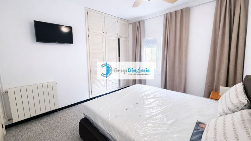 Foto f5b4410c-8d61-4e8d-b1cb-f03565260886. Pis a Centre Palamós