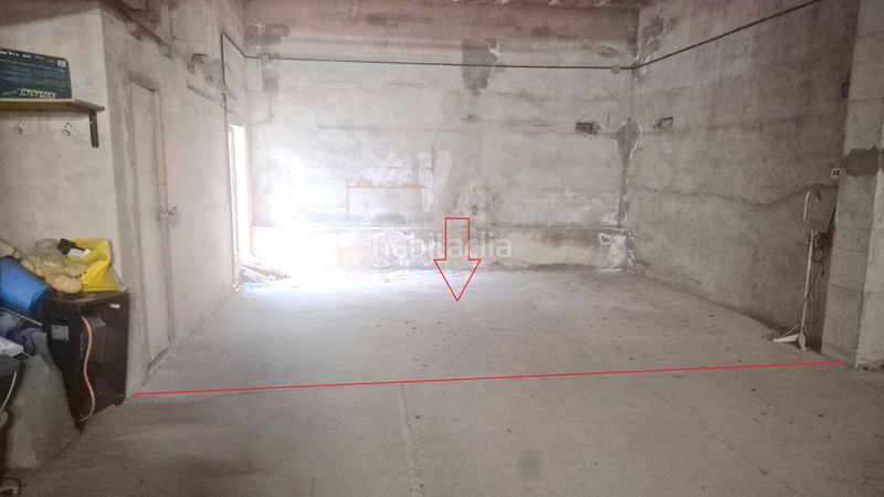 Foto d1e4af80-f563-491a-9c44-4501d22d10d5. Pis amb xemeneia aparcament a El Pedró Palamós