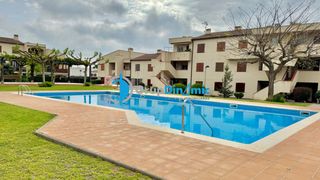Appartement à Torre Valentina-Mas Vilar de La Mutxada-Treumal. Piso con piscina, terraza, parquing, a 5 min de la playa de torr