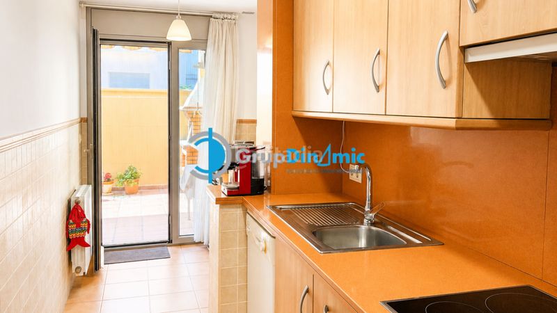 Foto b8d54a3f-eb38-4e89-b11e-3f2a43d33fea. Casa amb calefacció aparcament a Centre Palamós