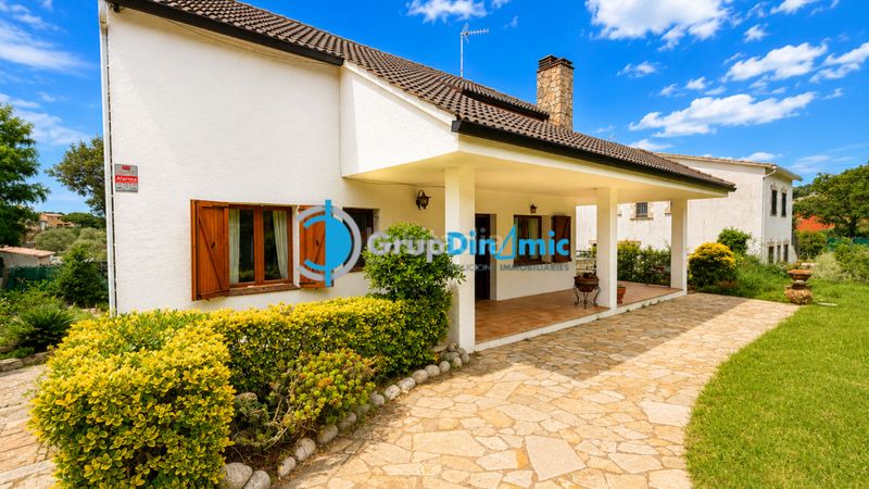 Foto 4c4f872e-2183-423e-b507-5daf17446b66. Casa a Cabanyes-Mas Ambrós-Mas Pallí Calonge