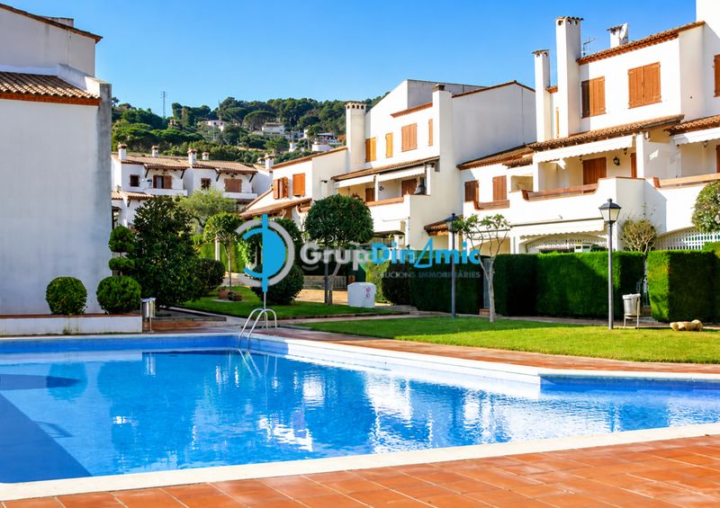 Foto eeeed596-7238-4151-942a-27d9b73e326b. Casa amb xemeneia calefacció aparcament piscina a Sant Antoni de Calonge