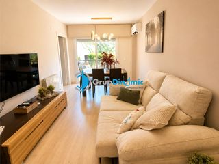 Flat in Sant Joan - Vilarromà. ¡amplio piso de 91 m² con garaje en finca de solo 5 vecinos!