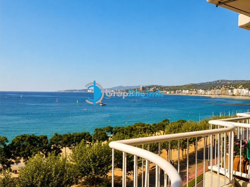 Foto a8a49b72-8f8e-4534-a769-e90c854fefb3. Àtic amb calefacció aparcament a Platja Gran Palamós