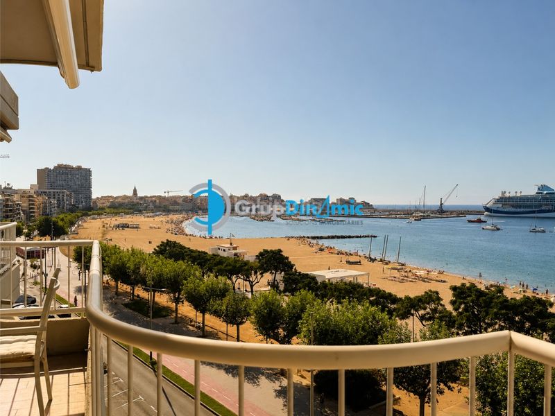 Foto e740a1df-312c-40f2-b254-bc7f28bb087b. Àtic amb calefacció aparcament a Platja Gran Palamós