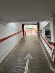 Rent Motorcycle parking in Avenida de la primavera 101. Precios especiales en motos