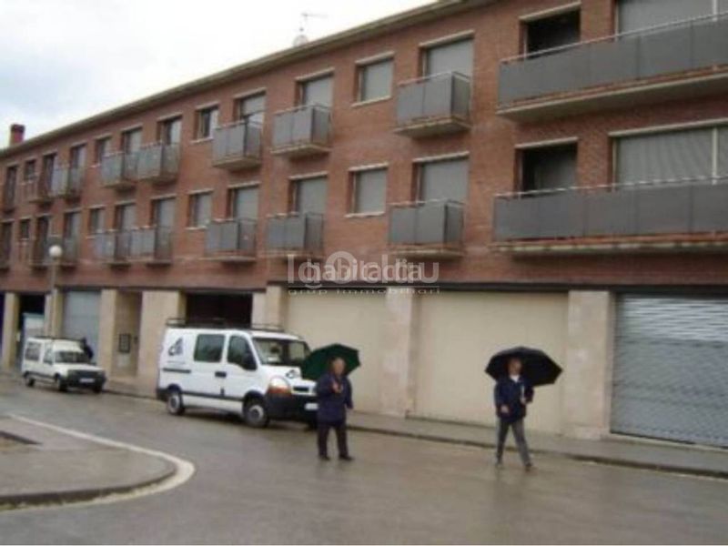 Foto f2d5acab-4b40-43b7-ad3a-2a0aa7f992eb. Local comercial a Centelles