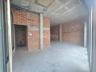 Local Comercial a Major 64. Local en venta en tona