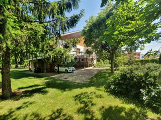 Casa a Tona. Ocasión de  chalet en venta