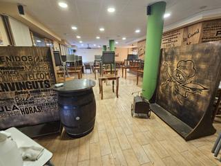 Local Comercial  Maria vivet. Bar restaurante en venta en tona