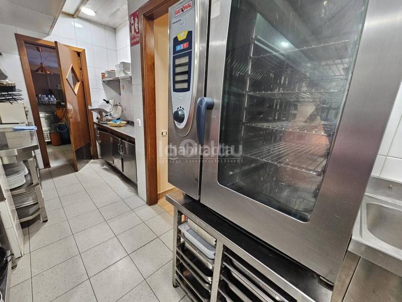 Foto 6e9f845f-4fc9-430e-be77-7265c4288321. Local comercial a Tona