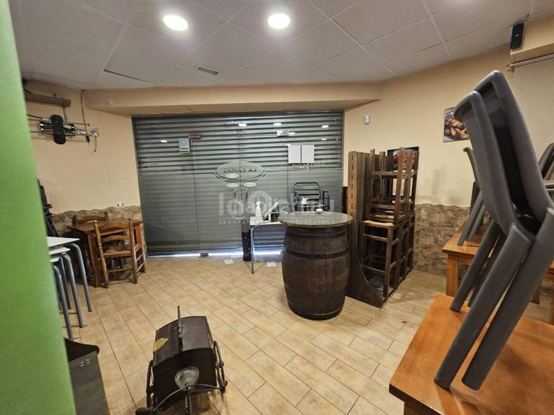 Foto f44e16b7-f0b8-491d-8465-e32fbc4089d4. Local comercial a Tona