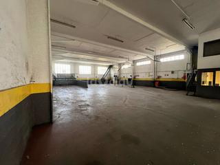 Rent Industrial building  C17. Nave de alquiler