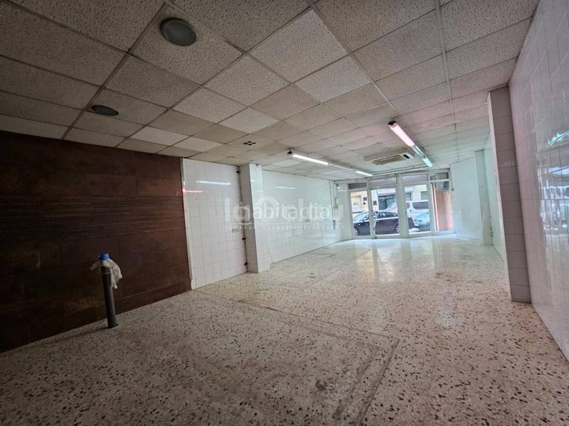 Foto 26261cba-fba5-42f0-92c0-fe73e25a0ac9. Local commercial dans Tona