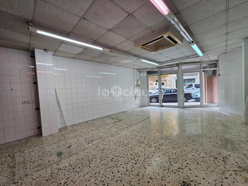 Foto 286f377f-b4e7-440d-b32c-cf969578c1cb. Local commercial dans Tona