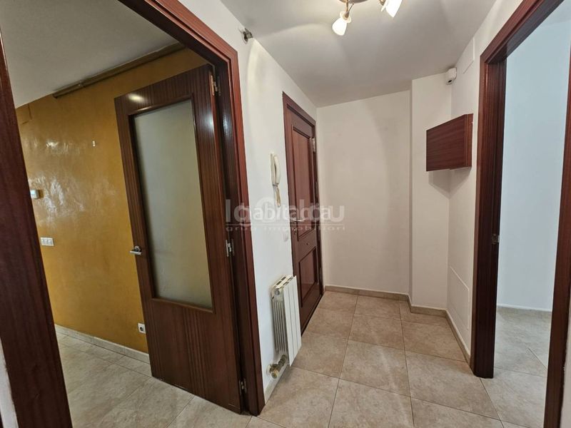 Foto a6274637-3c05-4d52-96a7-0c6a8f56a735. Pis amb calefacció a Tona