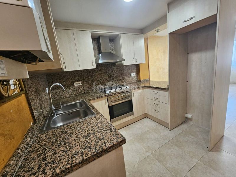 Foto cc33aedf-59b1-42c3-94fb-1dcb3d065e84. Pis amb calefacció a Tona