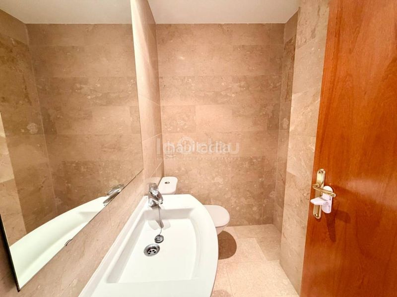 Foto 1e1d3bbe-5bbc-4816-b298-ae76291620c5. Casa amb calefacció aparcament a Tona
