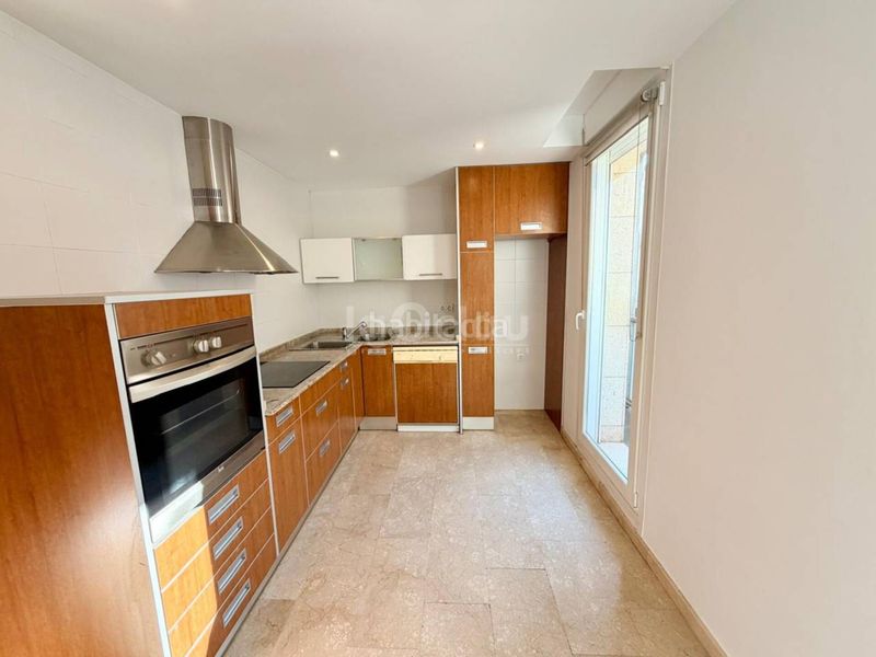 Foto a2dfee53-cec2-499f-8b66-175a000af65d. Casa amb calefacció aparcament a Tona