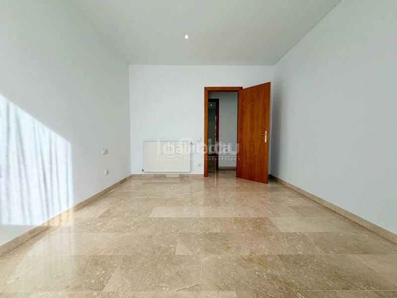 Foto f7fb7046-e722-4f43-9cdf-fb9a2e18165a. Casa amb calefacció aparcament a Tona