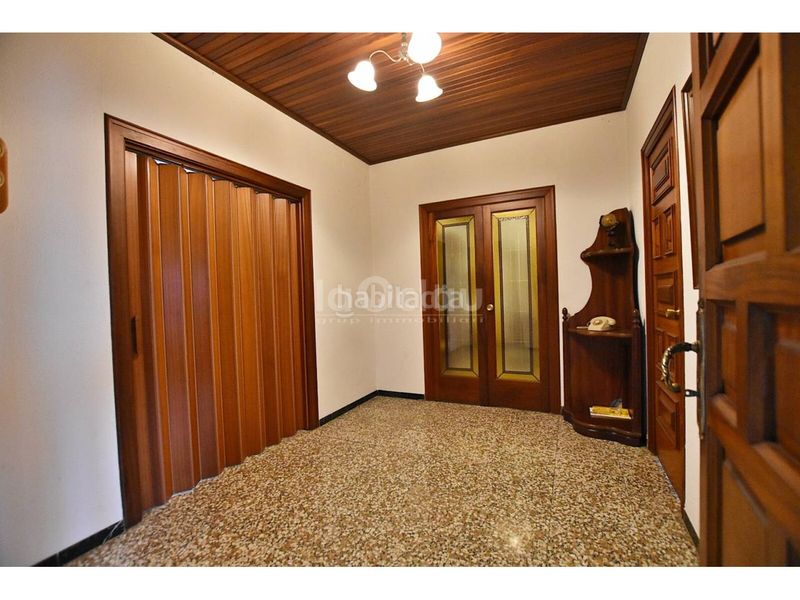 Foto 3c3dfd8d-294f-4909-82c2-6014598e00ff. Casa amb aparcament a Roda de Ter