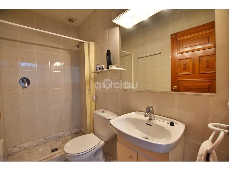 Foto a8448350-f2b0-4632-9e7e-be1be56522fa. Casa amb aparcament a Roda de Ter