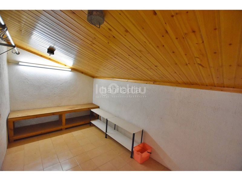 Foto bd70e9fe-a4b5-438e-aba0-dcdfc24591cb. Casa amb aparcament a Roda de Ter