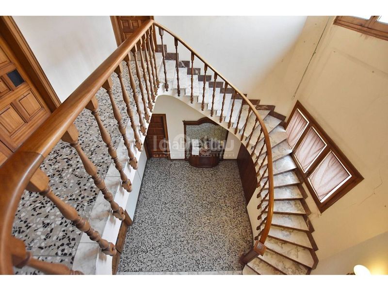 Foto c9376fb5-3331-4c83-b0ca-caf90a0e5f7b. Casa amb aparcament a Roda de Ter