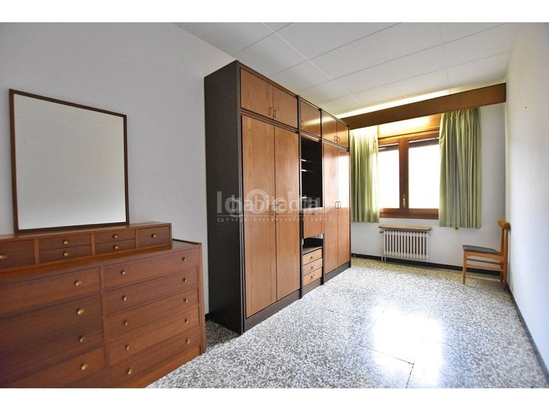 Foto ee487028-2323-4b68-bc2b-e45da11fb91d. Casa amb aparcament a Roda de Ter