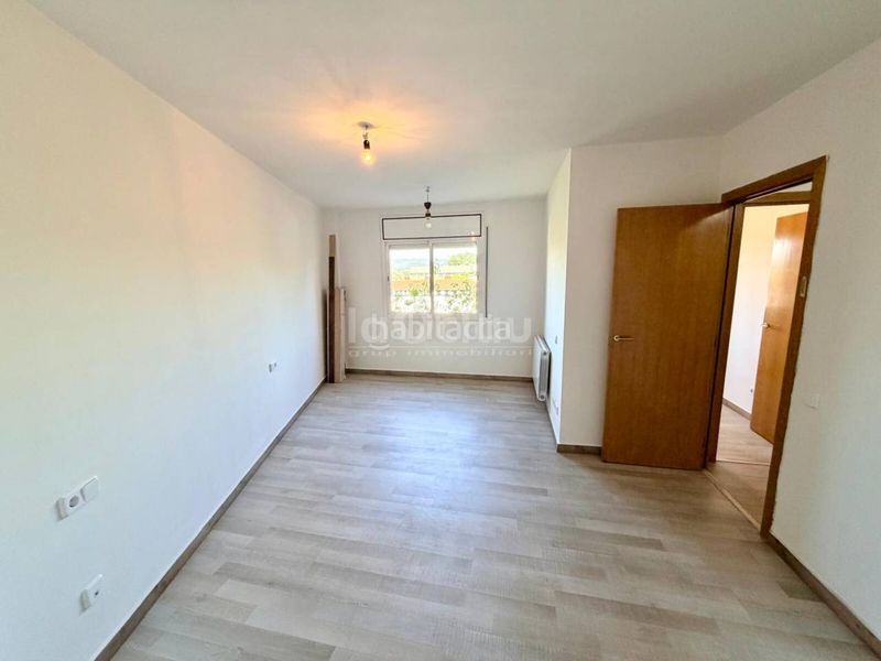 Foto 069cb627-ae3a-4e7f-9690-f386955f2a1e. Apartament amb calefacció aparcament a Caputxins-Ambulatori Vic