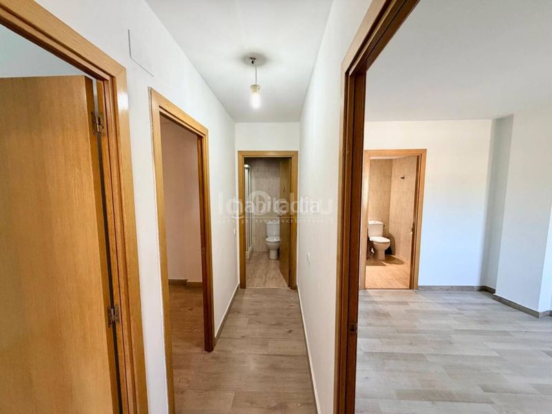 Foto 236f31d8-fc7a-4499-8ee2-1beef37a8a65. Apartament amb calefacció aparcament a Caputxins-Ambulatori Vic