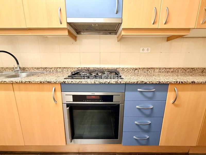 Foto 333e0305-a697-46e1-8041-168aad63b7ce. Apartament amb calefacció aparcament a Caputxins-Ambulatori Vic