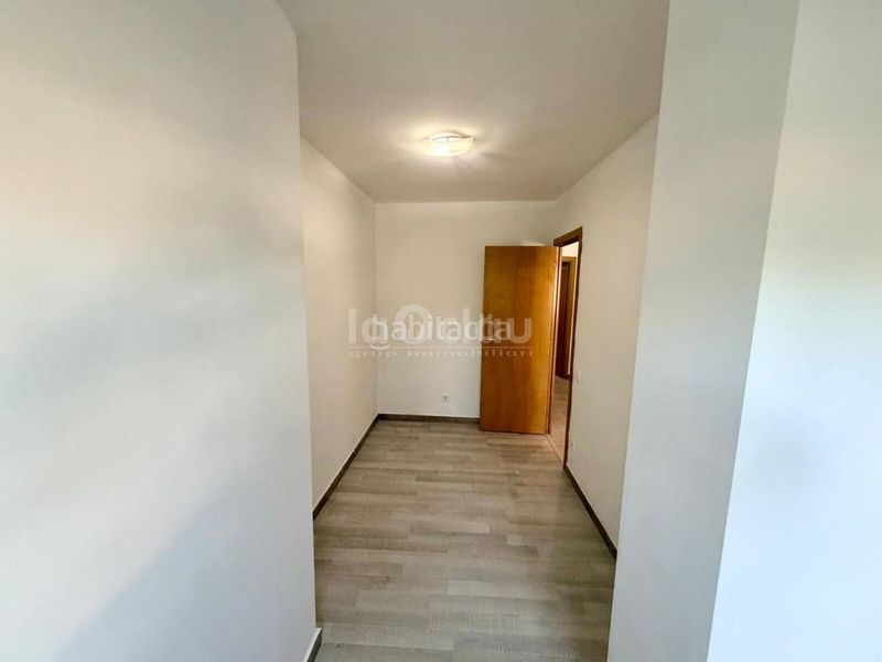 Foto 8ba9f69a-9f2d-415a-83f9-ed775749fb74. Apartament amb calefacció aparcament a Caputxins-Ambulatori Vic
