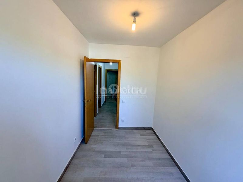 Foto c6721ee9-37c0-4ae5-a9bb-92c0e085389f. Apartament amb calefacció aparcament a Caputxins-Ambulatori Vic