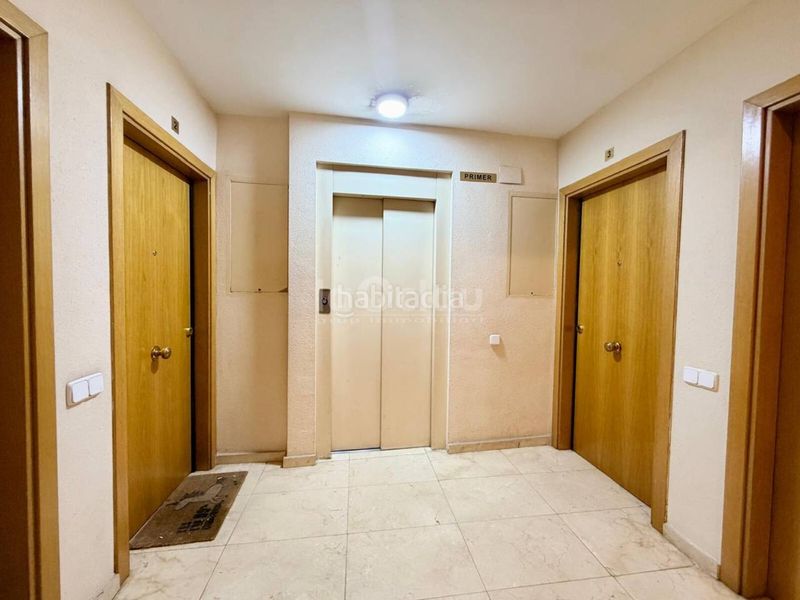 Foto d1e93530-7bad-42f7-8b69-730f4f8f4f3a. Apartament amb calefacció aparcament a Caputxins-Ambulatori Vic