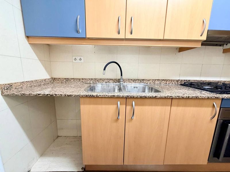 Foto d4c50abc-4f57-4431-b3eb-f08f1c3da7b2. Apartament amb calefacció aparcament a Caputxins-Ambulatori Vic
