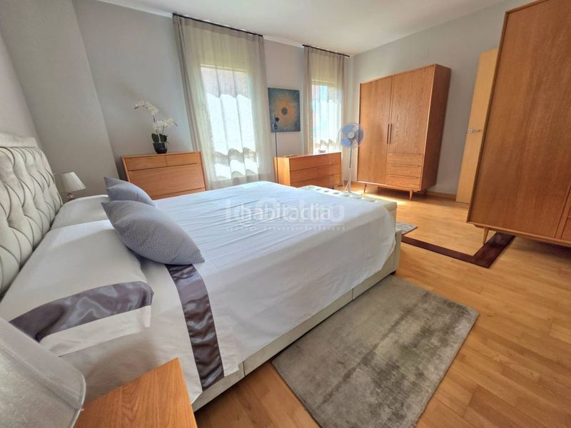 Foto d3384e99-2aa2-4a9e-b531-d84181842dc2. Pis amb calefacció aparcament a Centre Vic
