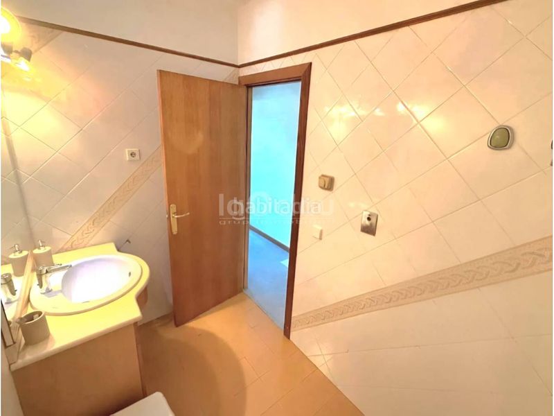 Foto 1944c942-6a22-4177-b528-944f08d3e7a6. Casa amb calefacció aparcament a Santa Eulàlia de Ronçana