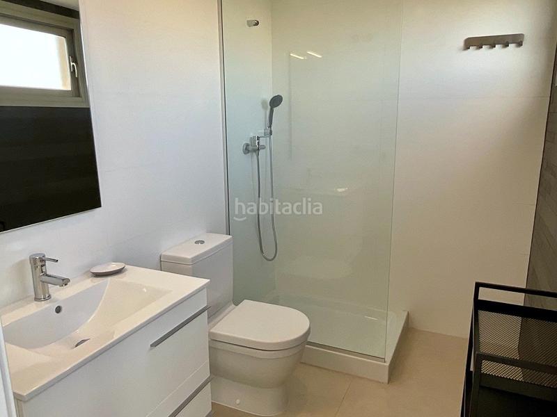 Foto c810aa91-e193-433a-8d37-a14ffaee6259. Ático en urbanizacion Oliva nova 1 2 atico duplex nova, playa y golfpara disfrutar en Oliva